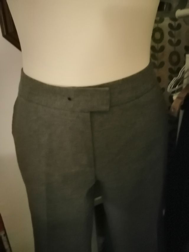 Eleganti pantaloni grigi