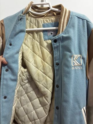 Chaqueta Karl Kani Talla S