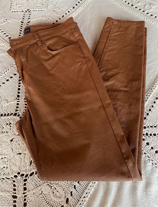 Pantalones marrones mujer