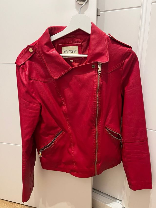 Cazadora polipiel KELREBEC roja