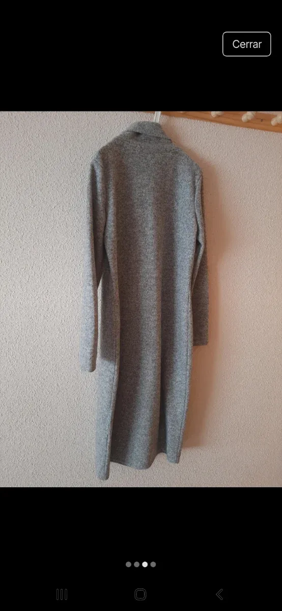 Vestido largo gris cuello alto