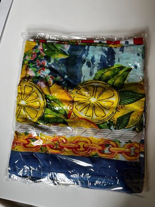 Pareo con diseño de limones