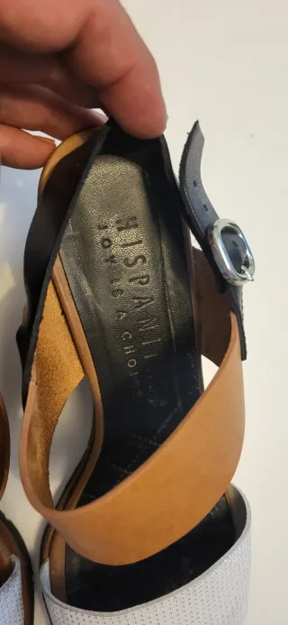 Sandalias Hispanitas Negro y Marrón