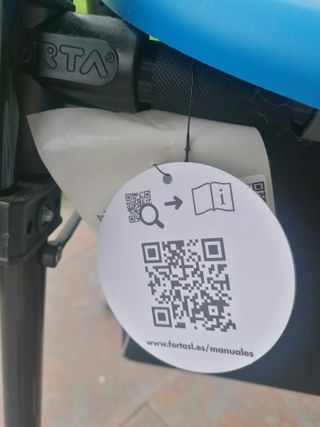 Andador marca FORTA par adulto con asiento y bolsa