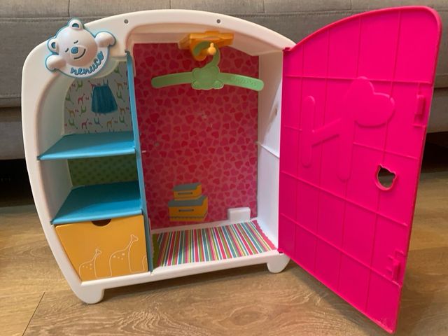 Armario Nenuco con accesorios