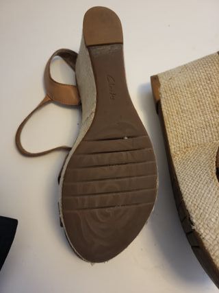 Sandalias Clarks Tacon Cuero Marrón