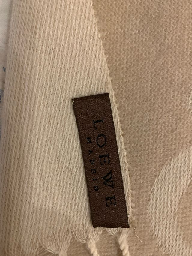 Bufanda Loewe Lana y Cashmere Beige y camel