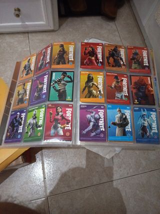 Álbum Fortnite Reloaded Oficial Panini( f 16 solo