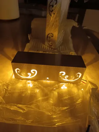 Set 2 applique YooE metallo alluminio.