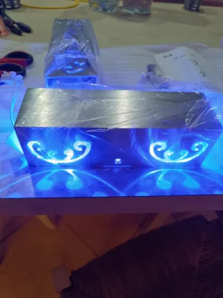 Set 2 applique YooE metallo alluminio.