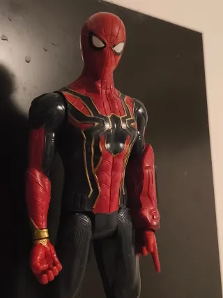 Action Figures Marvel Iron Man & Spider-Man