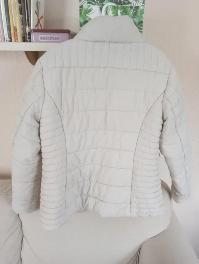 Cazadora acolchada Sfera Talla 42