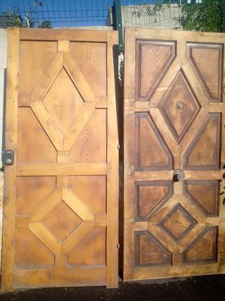 Puerta de entrada de Castaño