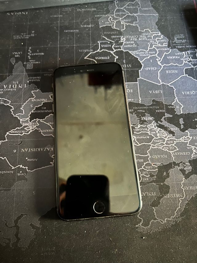 iPhone 8 Plus Grigio Siderale