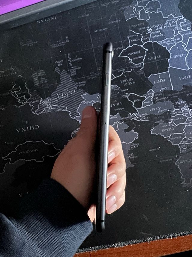 iPhone 8 Plus Grigio Siderale