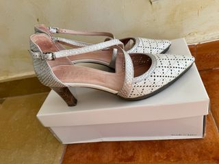 Zapatos Hispanitas Talla 39 Plata/Blanco