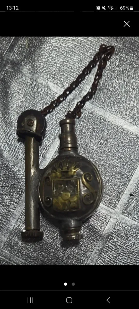 Encendedor gasolina antiguo