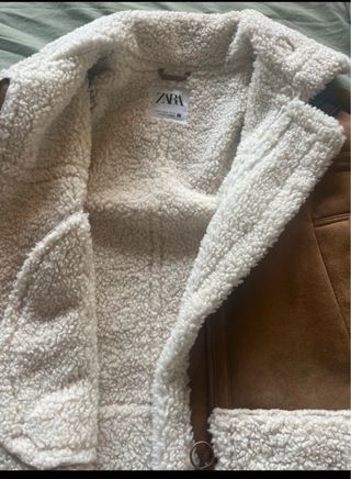 Campera Zara Marrón con Borrego