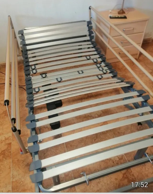 Cama articulada 90 x 1.80 con barandillas