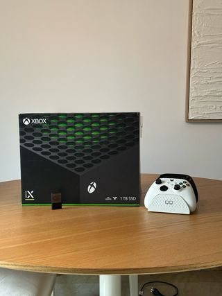 Xbox Series X 1TB + Tarjeta Expansión Seagate