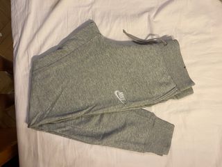 Pantalón de chándal Nike gris