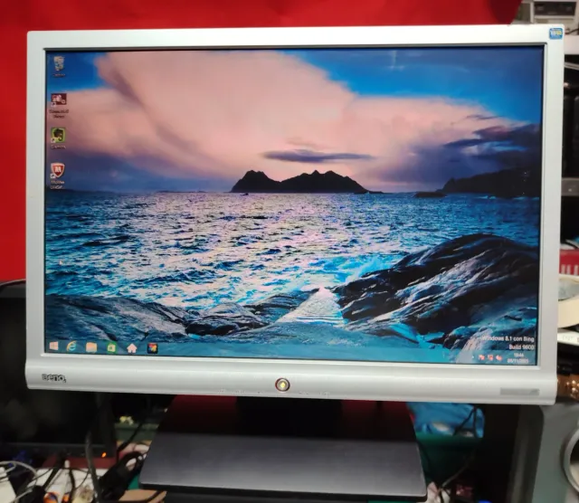 Monitor BenQ Nero/Argento ET-000Z.8