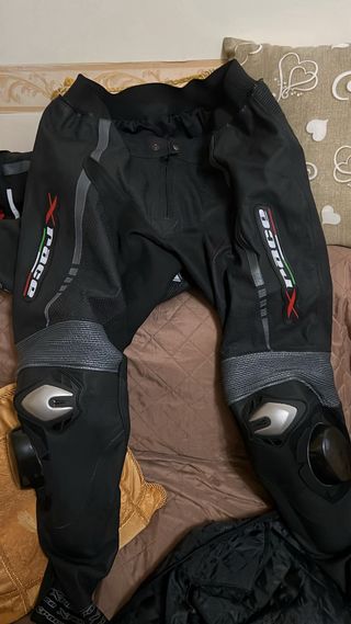 Tuta moto in pelle Xrace