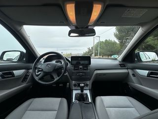 Mercedes-Benz C 180K Avantgarde CON GARANTIA