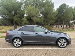 Mercedes-Benz C 180K Avantgarde CON GARANTIA