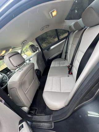 Mercedes-Benz C 180K Avantgarde CON GARANTIA