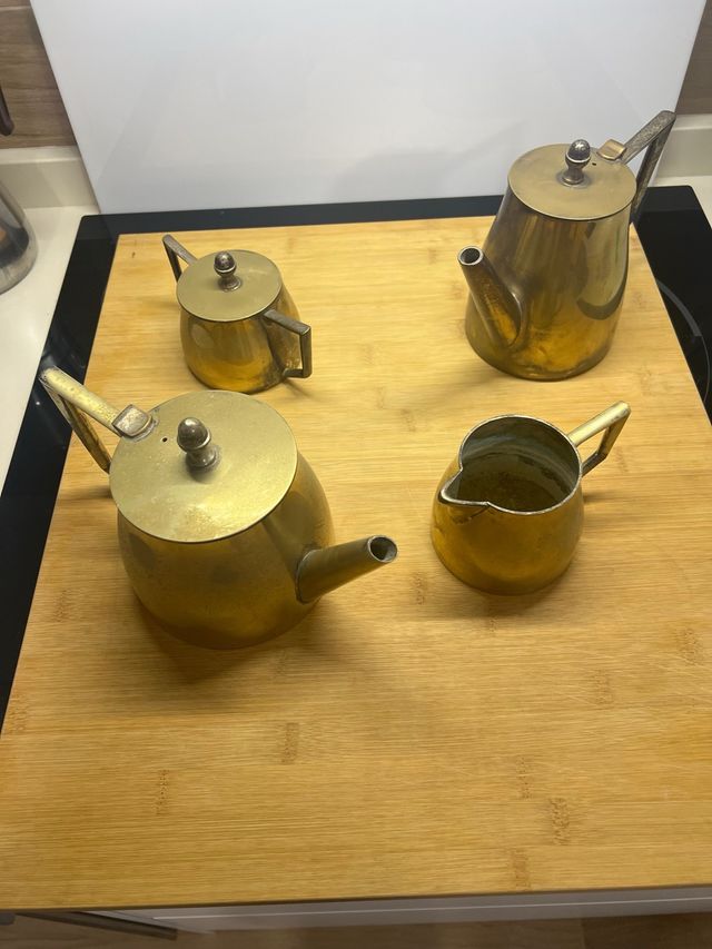 Juego de té de latón
