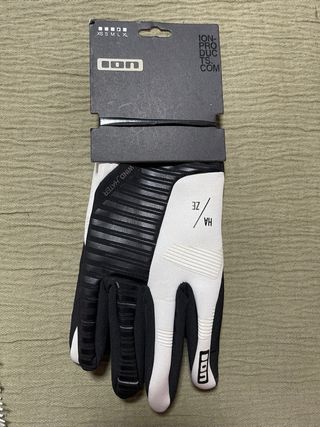 Guantes ION Haze Negro/Blanco