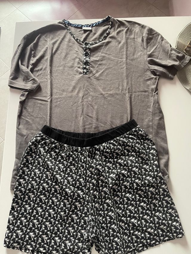 Completo uomo grigio e nero