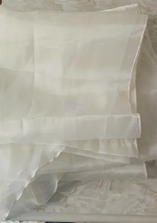 Tende in chiffon rosa e bianco