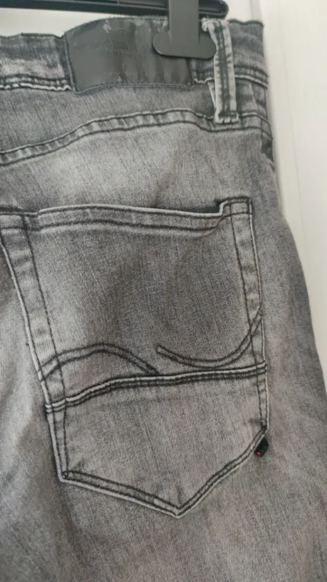 Vaqueros Jack Jones W30/L32 elásticos