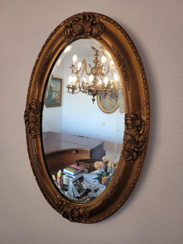 Espejo Ovalado Antiguo Dorado