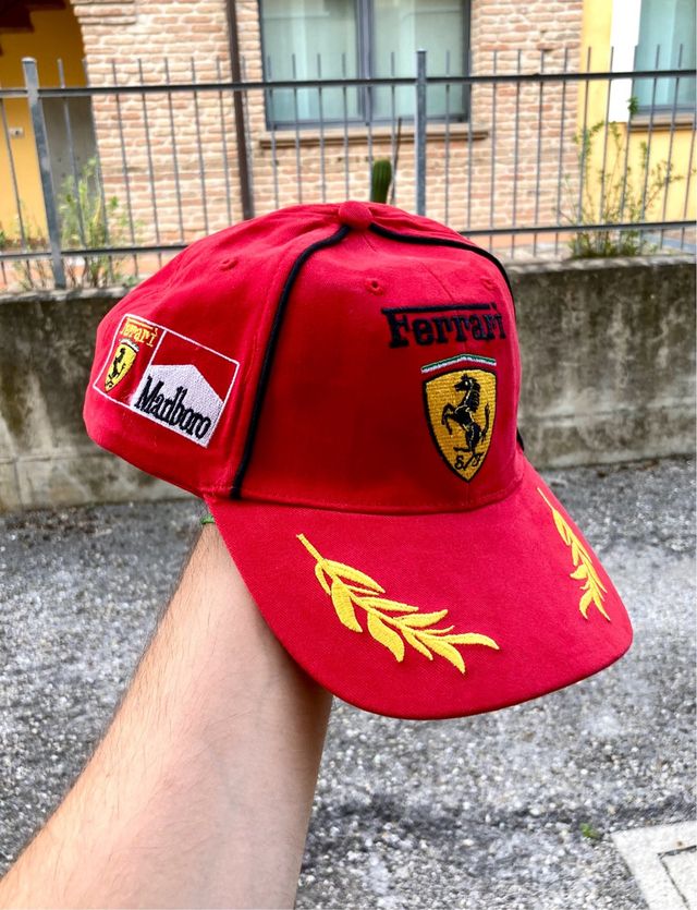 Vintage Marlboro x Ferrari cap black and red