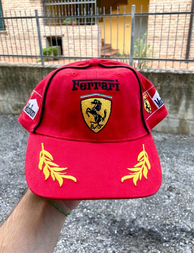 Vintage Marlboro x Ferrari cap black and red