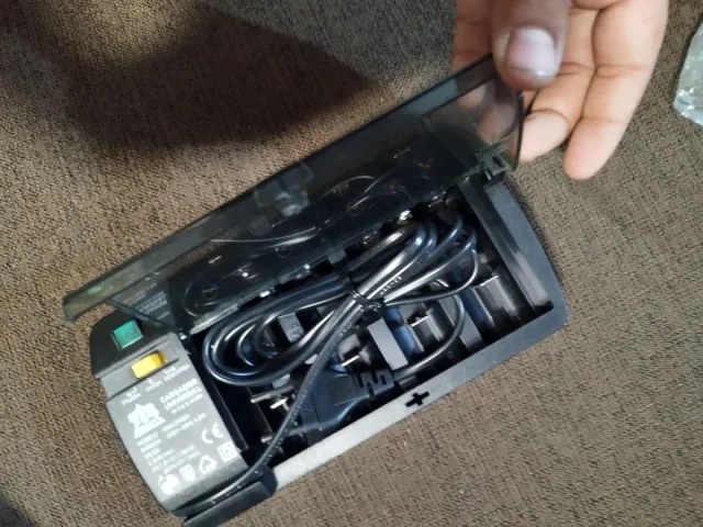 Cargador Pilas NiCd & NiMH TOP CRAFT