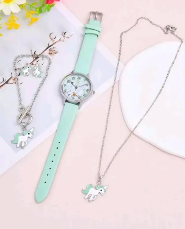 JOyería infantil Unicornio.CON ETIQUETA. 7,80 EURO