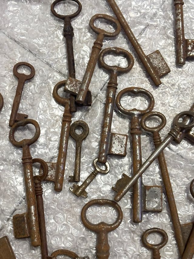 Lote 127 Llaves Antiguas