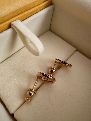 Pendientes Fendi G con circonitas negras