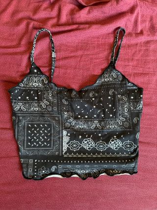 Crop top Shein Paisley