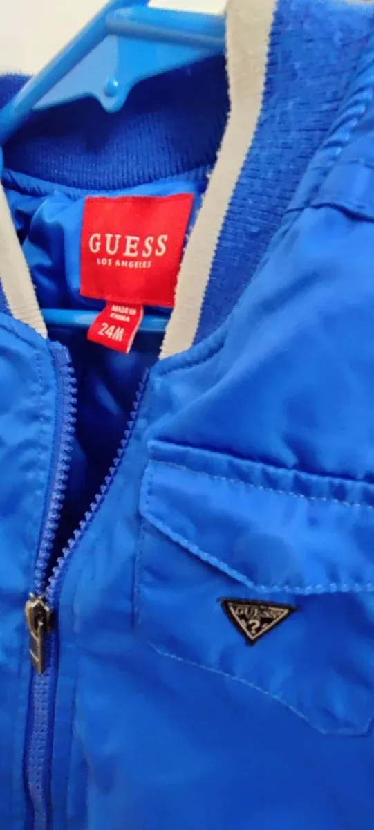 Abrigo niño Guess 2 años azul