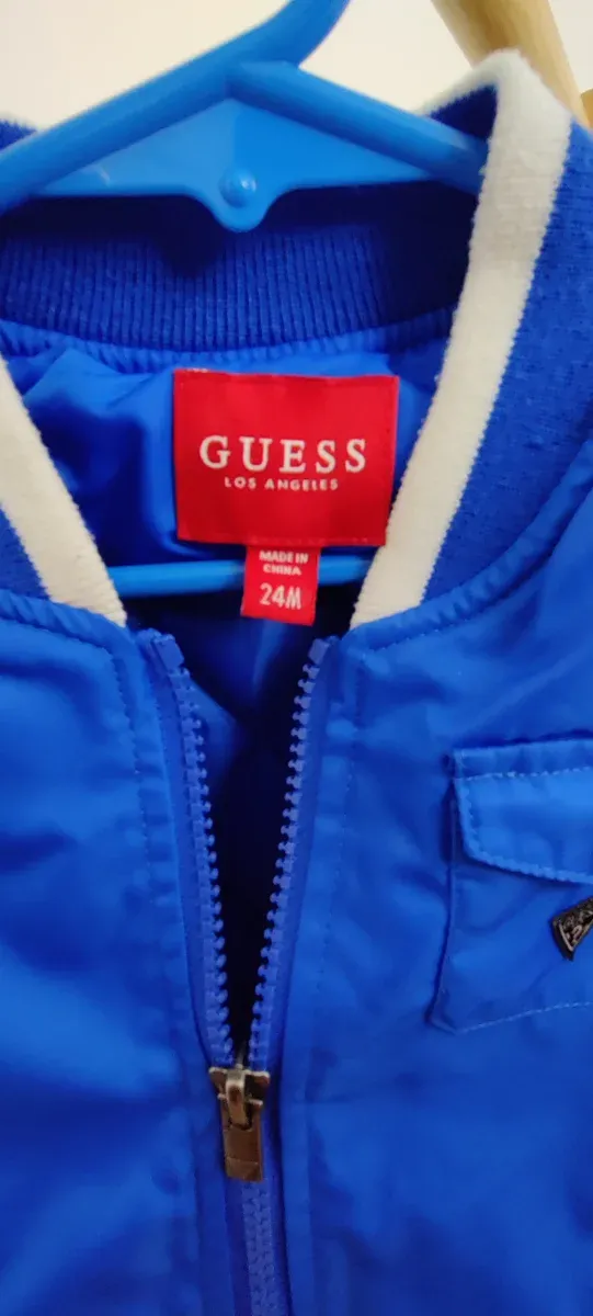 Abrigo niño Guess 2 años azul