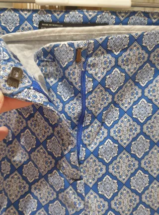 Pantalón estampado azul