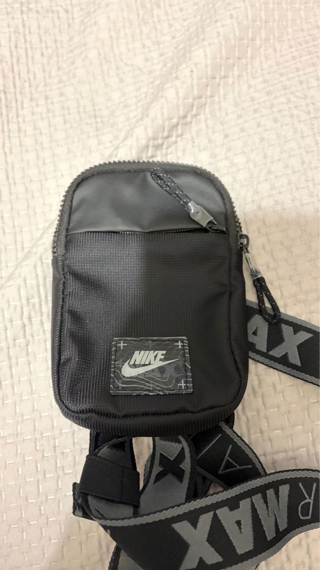 Bandolera Nike Negra