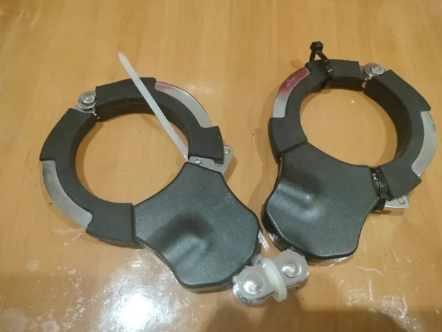 Esposas de seguridad