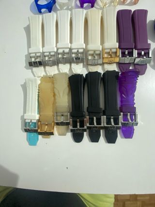 Reloj Technomarine Morado y Blanco