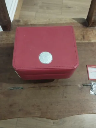 Caja de reloj omega